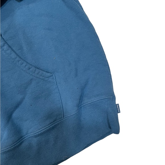 Supreme Large Invert Blue Hoodie - Picture 4 of 6
